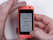 بالفيديو والصور.. أصغر هاتف أندرويد فى العالم بشاشة 2.4 بوصة