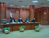 محافظ بورسعيد يناقش الموضوعات الحيوية بجدول أعمال المجلس التنفيذى‎