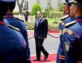 السيسى يصل مطار القاهرة لاستقبال ولى عهد أبو ظبى