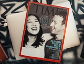 زوجة مارك زوكربيرج تظهر برفقته على غلاف مجلة تايم