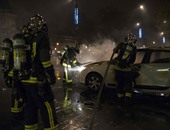 اشتباكات بين قوات الأمن الفرنسية ومتظاهرين وحرق سيارة للشرطة