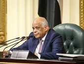 رئيس البرلمان يهنئ المصريين بـ"تحرير سيناء".. ويخطئ فى تهنئة الأقباط