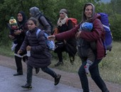 لو فيجارو: فرنسا شهدت تدفق غير مسبوق للاجئين الفارين من بلدانهم فى 2016