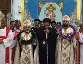 بالصور.. كنيسة العذراء مريم بالخارجة تنظم احتفالية لاستقبال الكهنة الجدد