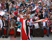 المصريون يستعيدون أجواء 30 يونيو باحتفالية "مستقبل وطن" بتحرير سيناء بـ"عابدين"