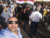 قارئ يشارك صحافة المواطن بصور لاحتفالات المصريين بتحرير سيناء أمام المنصة