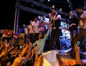 أحمد جمال يشعل حفل تحرير سيناء فى ميدان عابدين بأغنية "بشرة خير"