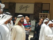 بالصور.. محمد بن راشد يتفقد الأجنحة المشاركة بسوق السفر العربى فى دبى