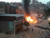 مصرع شخص وتفحم سيارتين و3 دراجات نارية في حريق محطة وقود بالمنيا