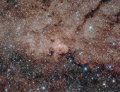 تلسكوب هابل يلتقط صورا مذهلة لمجموعة من النجوم فى "درب التبانة"