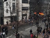 بالصور.. طلاب معارضون لقانون العمل يشعلون النار بمدرسة ثانوية فى باريس