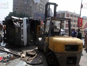 معاينة الشرطة: انفجار الإطار الخلفى وراء انقلاب أتوبيس الأطفال بأسيوط