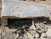 بالصور.. اكتشاف عظام قديس تحت أنقاض الدير تعود للقرن الـ5 الميلادى