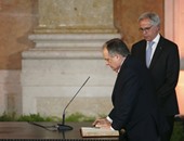 استقالة وزير الثقافة البرتغالى بعد تهديده بصفع اثنين من منتقديه