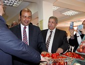 غدا.. وزير التموين يتفقد تطوير صومعة لتخزين الأقماح بالإسكندرية