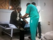 المحافظ يفاجئ استقبال مستشفى كفر الشيخ العام ويطلب قياس ضغطه