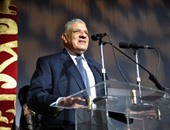 "محلب" يستجيب لطلب سيدة مصرية مسنة بالسفر لليبيا للموت وسط أبنائها