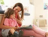 4  طرق لتشجيع طفلك على حب القراءة.. أهمها أن تجعلها ممتعة
