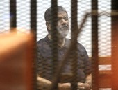 موجز أخبار مصر للساعة1.. مشادة بين "مرسى" وقاضى التخابر بسبب "تنظيف الكرسى"