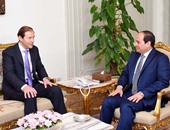 السيسى يستعرض مع وزير صناعة روسيا إنشاء مركز بمصر لتخزين القمح وتصديره