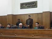 تأجيل محاكمة 185 إخوانيا أبرزهم نجل شقيق محمد مرسى لـ30 يوليو