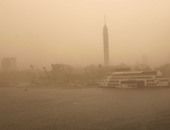 مصر تتعرض لعواصف مثيرة للأتربة وانعدام الرؤية على الطرق السريعة