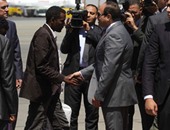 بالفيديو.. السيسى يستقبل الإثيوبيين العائدين من ليبيا بعد نجاح مصر فى تحريرهم