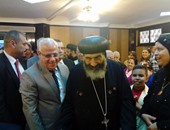 بالصور.. محافظ بورسعيد يقدم التهنئة لمطران الكنيسة الأرثوذكسية بعيد القيامة
