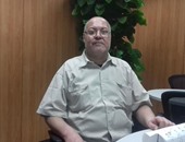 موظف مفصول تعسفيا يناشد وزير البترول صرف معاش شهرى وعلاجه بمستشفيات القطاع