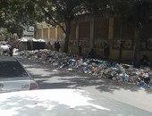 صحافة المواطن.. انتشار القمامة أمام كلية التربية الرياضية بالإسكندرية