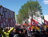 الطيارون وعمال النفط يضربون فى فرنسا والسلطات تبحث عن حل للأزمة