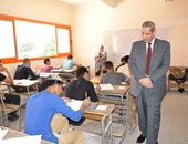 وزير التربية التعليم يحرر محضر غش لأحد الطلاب ويحيل مدير مدرسة الرضوانية للتحقيق