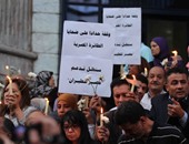 صحفيون ينظمون وقفة بالشموع والورود بسلالم النقابة على أرواح ضحايا الطائرة