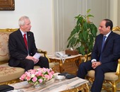 وزير خارجية كندا يعزى السيسي فى ضحايا الطائرة ويؤكد على تطوير العلاقات مع مصر