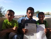 بالصور.. مأساة معاق بإيواء سيناء: أريد عملا من أجل أبنائى   