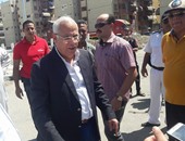 محافظ بورسعيد يتفقد كوبرى قناة الاتصال لربط مشروعات إسكان الجنوب