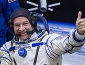 "فيس بوك" تستخدم خدمة البث المباشر للدردشة مع رواد الفضاء خارج الأرض