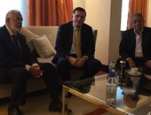 عمرو موسى يلتقى رئيس حكومة الوفاقى الليبى لمناقشة الأوضاع الإقليمية