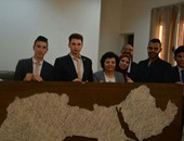 "تابلوه".. مشروع تخرج لطلاب "إعلام سيناء" عن الوحدة العربية