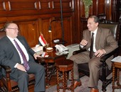 وزير الزراعة يبحث مع سفير كندا بالقاهرة التعاون فى مشروع الـ1.5 مليون فدان