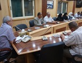 لجنة للتفتيش على الاشتراطات البيئية بقرية الإيمان فى إدفو