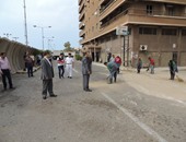 بالصور.. مدير أمن بورسعيد يتابع وضع الحواجز أمام المديرية تمهيدا لفتح الطرق