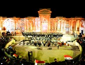 سوريا تحتفل بمئوية "عيد الشهداء" على مسرح تدمر بعد استعادته من داعش