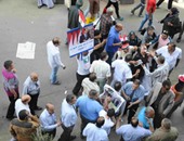 تظاهر المواطنون الشرفاء أمام "الأهرام" تزامنا مع لقاء الأسرة الصحفية