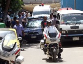 بالصور.. وصول جثامين شهداء الشرطة فى حادث حلوان الإرهابى لمشرحة زينهم