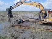 الداخلية تزيل 12 "حوش سمكى" مخالف ببحيرة البرلس فى كفر الشيخ