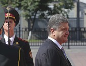رئيس أوكرانيا يتهم روسيا بشن "عدوان مباشر وعلنى"