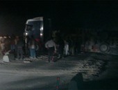 إصابة شخصين فى حادث إنقلاب شاحنة مواد بترولية بالوادى الجديد