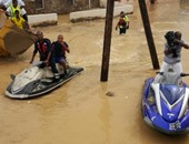 "واتس آب اليوم السابع": إجلاء مواطنى "مصيرة" العمانية بعد غرقها بالأمطار