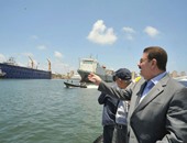 وزير النقل: مشروعات محور قناة السويس ستغير الخريطة الاقتصادية للمنطقة